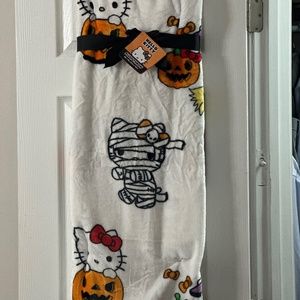 Hello Kitty Halloween Blanket